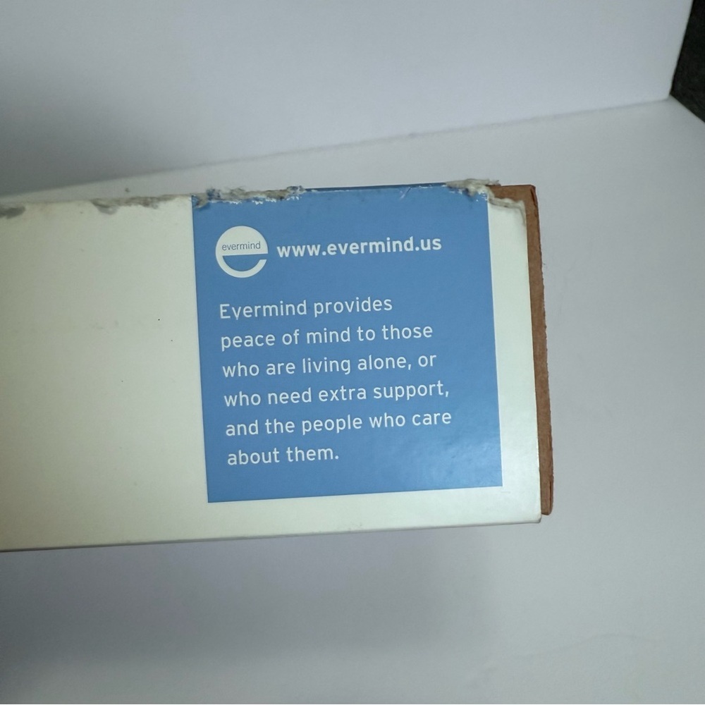 Evermind White Smart Plug Trio - Picture 5 of 7